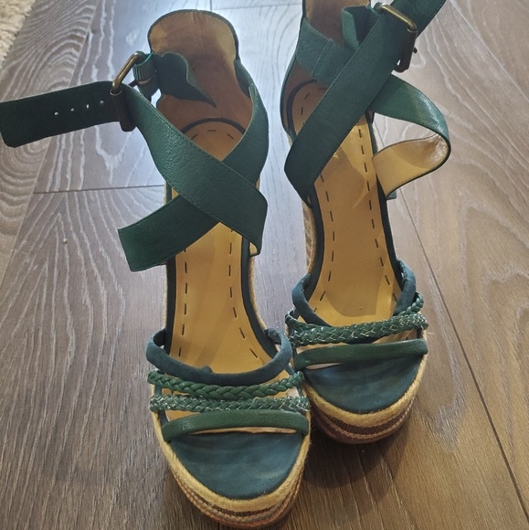 Wedges/Sandals - Picture 4 of 7